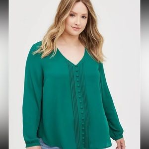 Torrid Size 2 - Green - Button Up Front - Button Sleeves